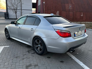 BMW 5 Series foto 6