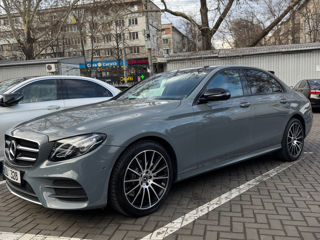 Mercedes E-Class foto 9