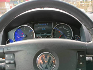 Volkswagen Touareg foto 5