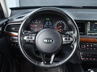 KIA K7 foto 13