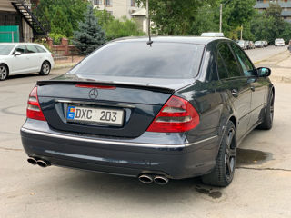 Mercedes E-Class foto 6