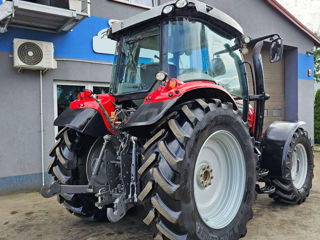 Massey Ferguson 5711 foto 6