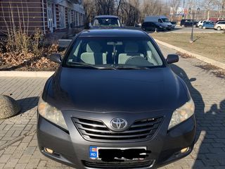 Toyota Camry foto 1