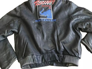 Мужская кожаная мотоциклетная куртка размер L