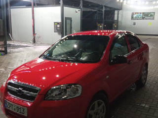 Chevrolet Aveo foto 2