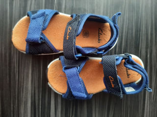 Sandale Clarks foto 2