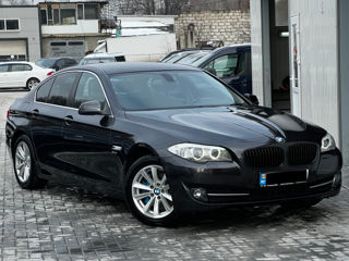 BMW 5 Series foto 4