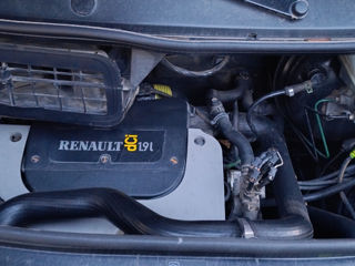 Cumpăr motor Renault trafic 1.9 2003 anu