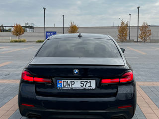 BMW 5 Series foto 2