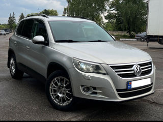 Volkswagen Tiguan foto 2