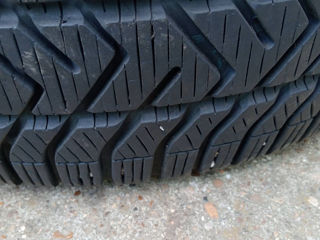 4buc 205/55/16 pirelli snowcontrol protector 90%    ,3300lei foto 2