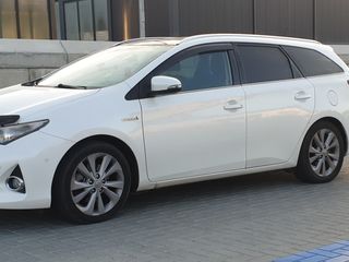 Toyota Auris foto 2