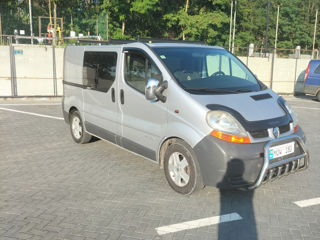 Renault Trafic foto 2