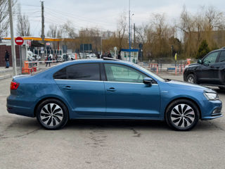 Volkswagen Jetta foto 5