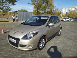 Renault Scenic foto 2