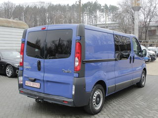 Renault Trafic foto 2