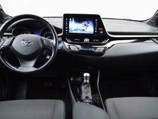 Toyota C-HR foto 8