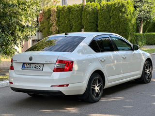 Skoda Octavia foto 4