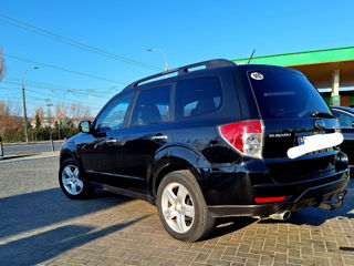 Subaru Forester foto 2