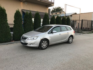 Opel Astra foto 1