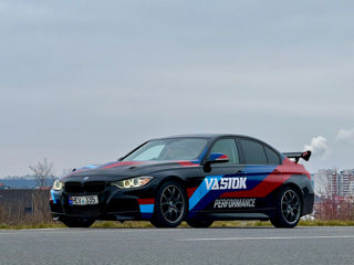 BMW 3 Series foto 7
