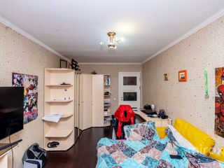 Apartament cu 3 camere, 98 m², Buiucani, Chișinău foto 5