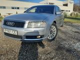 Audi A8 foto 2