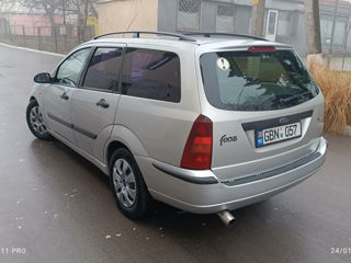 Ford Focus foto 3