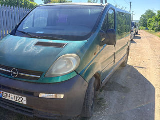 Opel Vivaro, 2002 г.