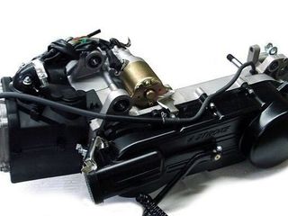Двигатель  Новый для  скутеров 150cc 157QMJ