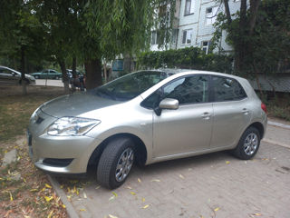 Toyota Auris foto 1