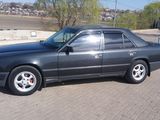 Mercedes Series (W124) foto 5