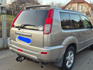 Nissan X-Trail foto 3