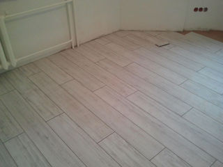 Montarea laminat, укладка ламината foto 2