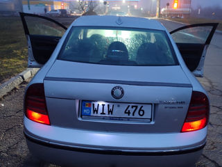 Skoda Superb foto 3