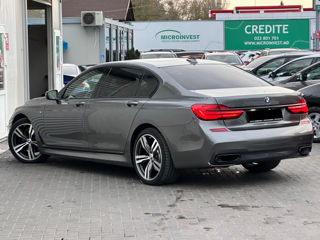 BMW 7 Series foto 4