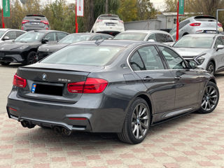 BMW 3 Series foto 4