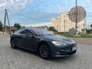 Tesla Model S foto 7