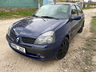 Renault Clio Symbol foto 2