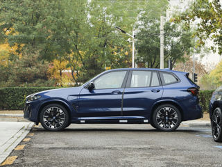 BMW iX3 foto 4