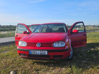 Volkswagen Golf foto 2