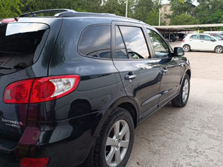 Hyundai Santa FE foto 1