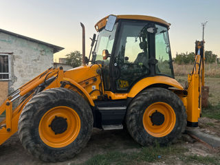 Buldoexcavator jcb 4cx foto 2