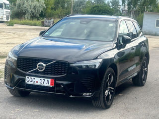 Volvo XC60 foto 1