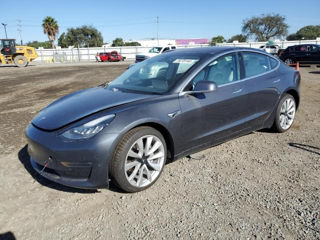 Tesla Model 3 foto 0