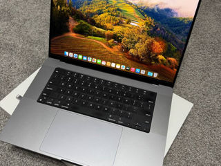 MacBook Pro 16.2" M1 Max