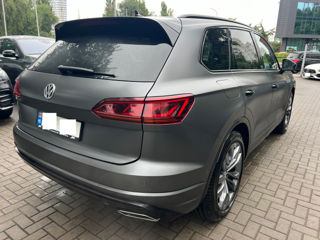 Volkswagen Touareg foto 6