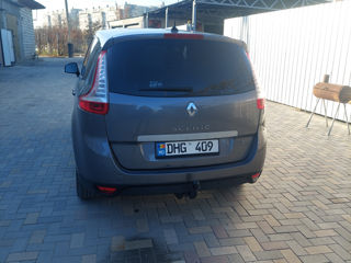 Renault Grand Scenic foto 2