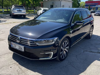 Volkswagen Passat foto 3