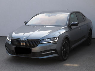 Skoda Superb foto 1